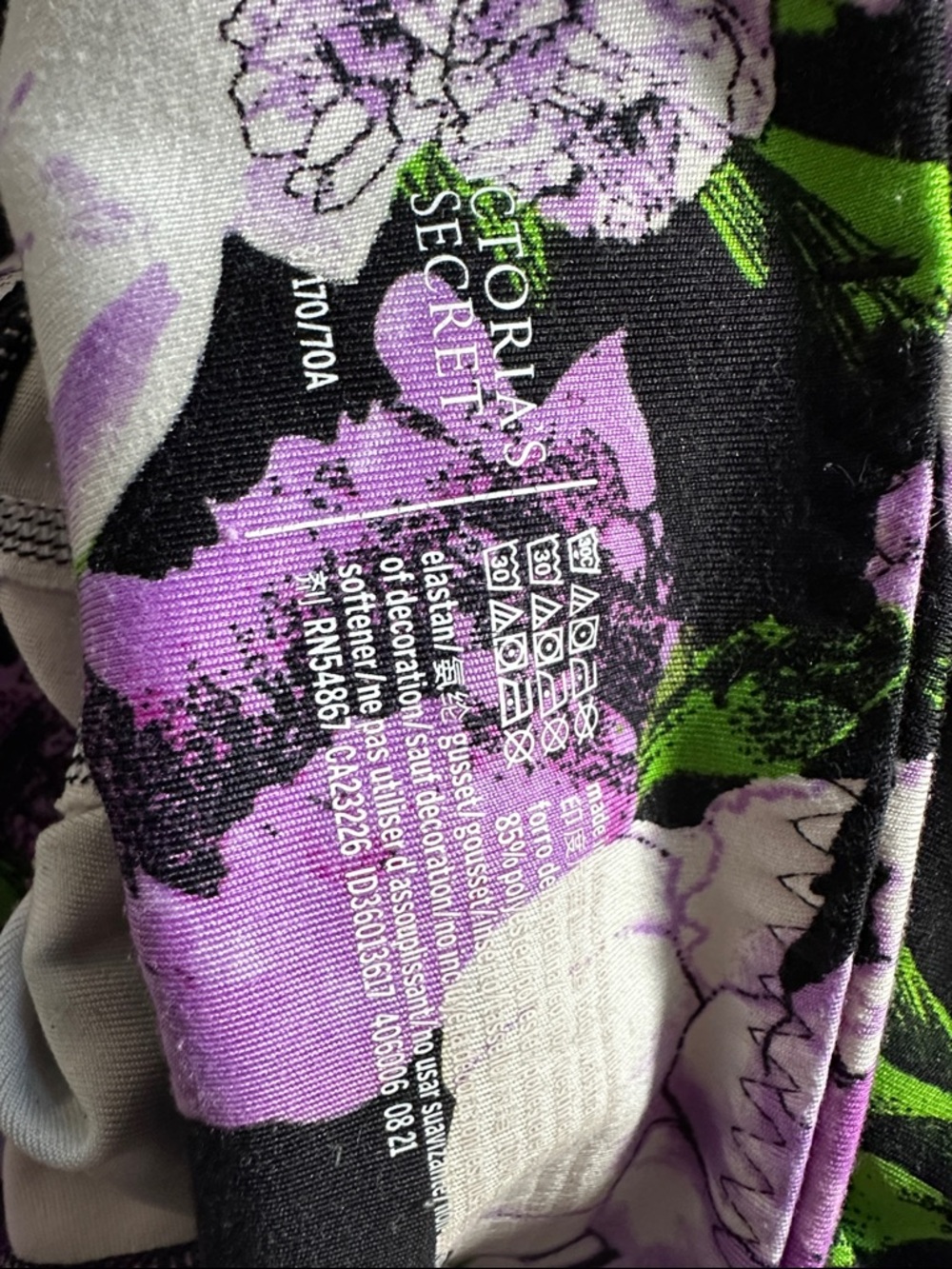 Victoria’s Secret Floral Print Leggings - Black with Purple Floral Pattern, Sz 8 - Picture 4 of 4